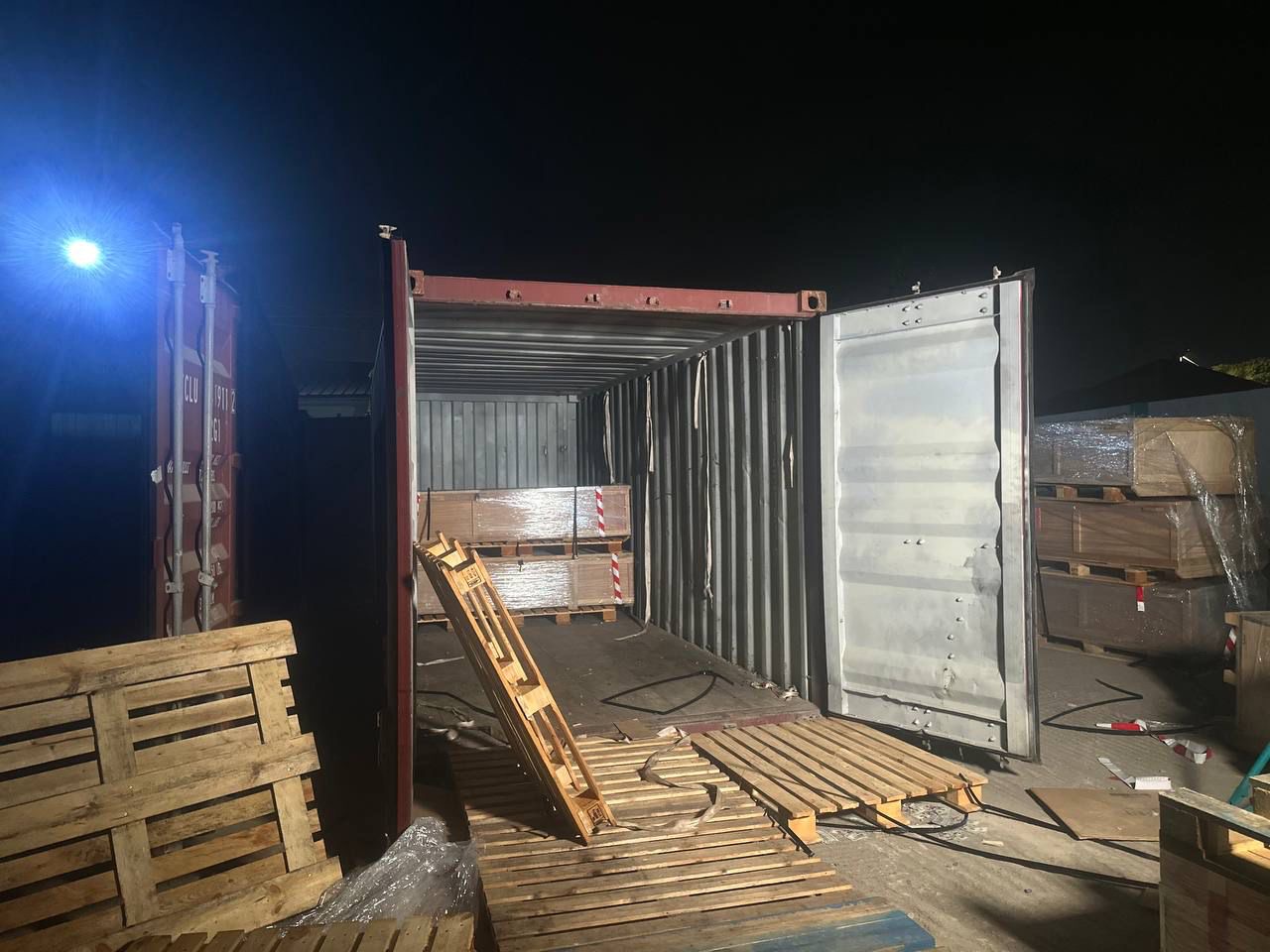 Busted: National Security Seizes Full Container With Fake Dollars And Gold