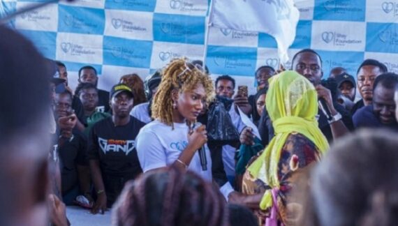 Wendy Shay donates to Kasoa traders ahead of Shay Concert 2025
